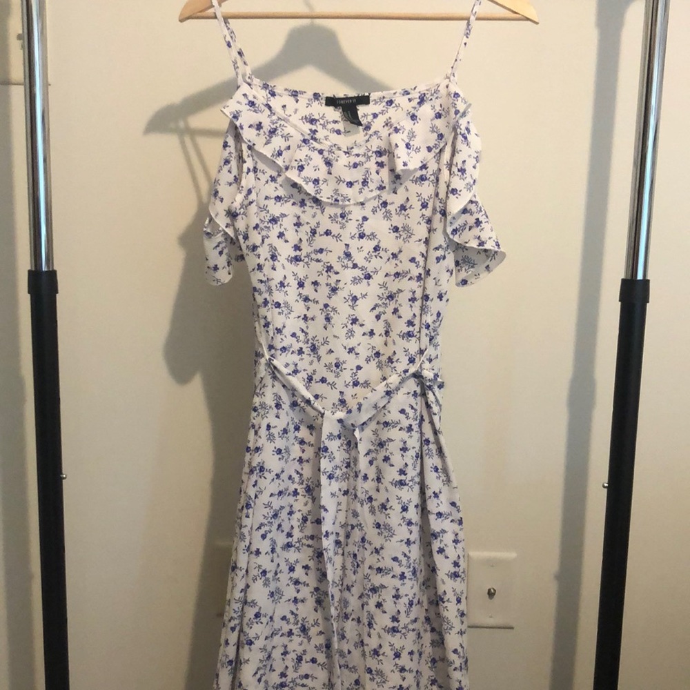White Floral Maxi Dress, size M
